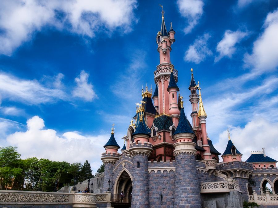 Castle and park entrance, Magic Kingdom style landmark